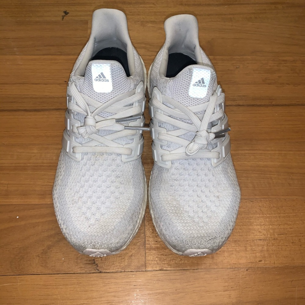 Wmns Ultra boost 2.0 Triple white